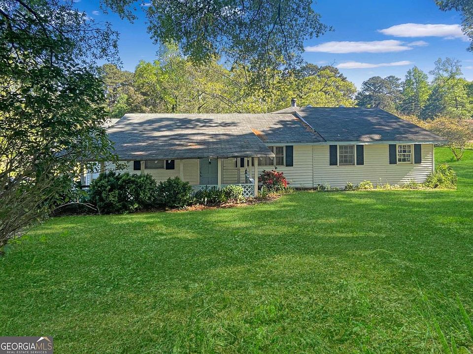 1st image of 80 Skyline Dr