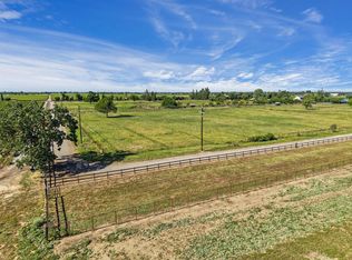 1 W Kettleman Ln, Lodi, CA 95242