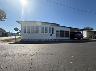 424 Mockingbird Ln, Winter Haven, FL 33881