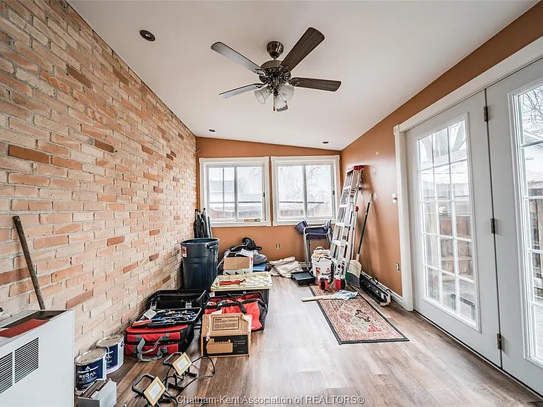 26 Kendall St — Photo 11