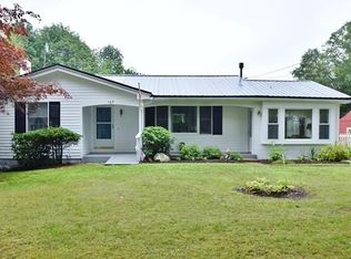 107 New Braintree Rd, Oakham, MA 01068