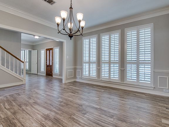 3_4012-crestwood-dr-carrollton-tx-High-Res-4.jpg