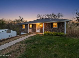 1925 Cedar Valley Rd, Jefferson City, MO 65109