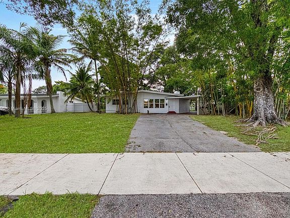 3rd image of 501 Carolina Ave