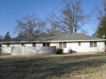 2nd image of 2306 E Sunset St