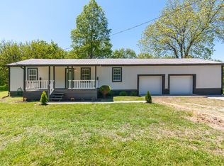 109 Depot St, Summertown, TN 38483