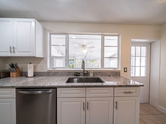 2nd image of 4464 E Riverside Dr