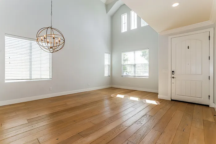 7808 Abbington Way — Photo 6