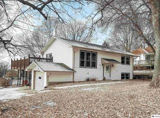 215 W 19th Ave, Bellevue, NE 68005