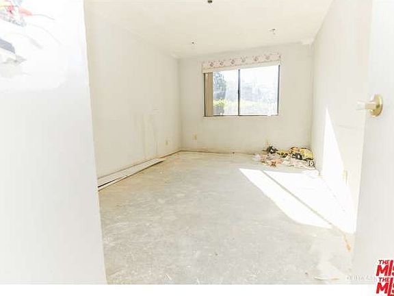 4th image of 501 Palisades Dr APT 119