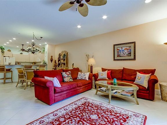 5th image of 11555 Gulf Blvd #15