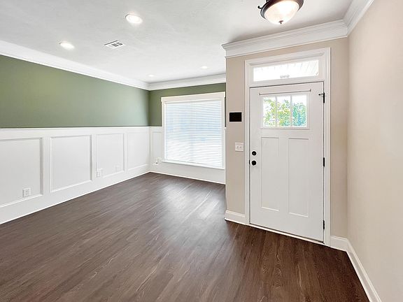 5th image of 1218 Gregory Landing Drive