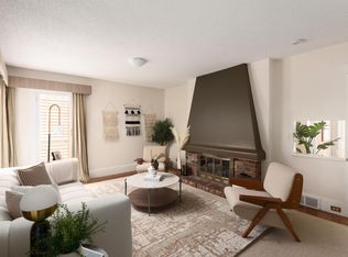 4138 W 13th Ave, Vancouver, BC V6R2T6