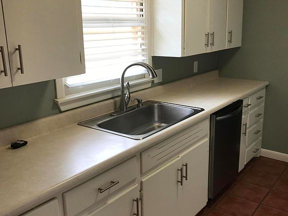2nd image of 4409 27th St