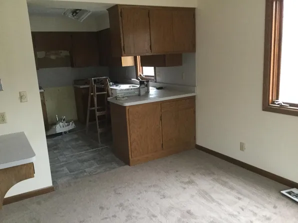 2955 Arcade St, Little Canada, MN 55109