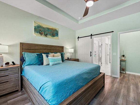 4th image of 1124 Coastal Creek Ct