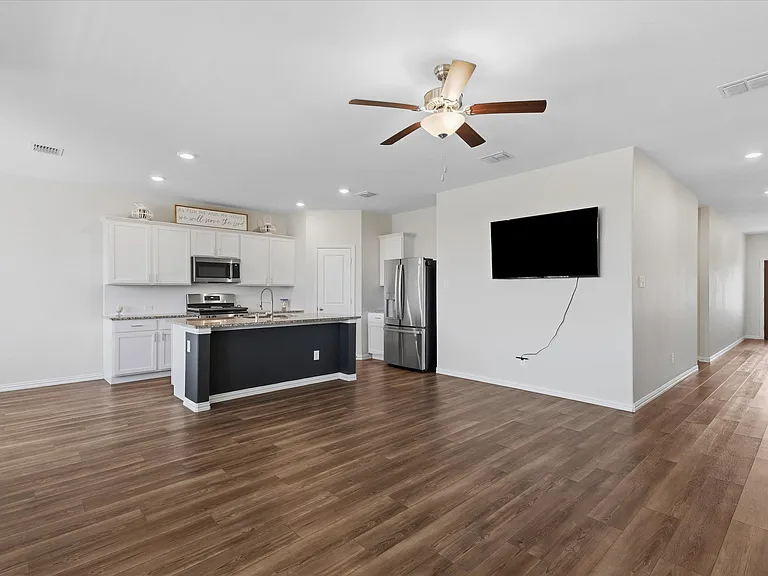 2137 Whispering Sage Blvd — Photo 3