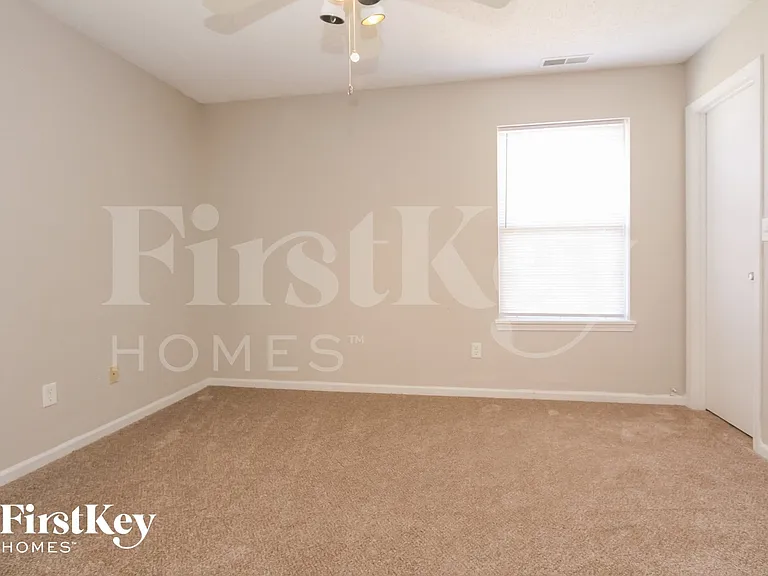 7608 Lake Vista Ln — Photo 9