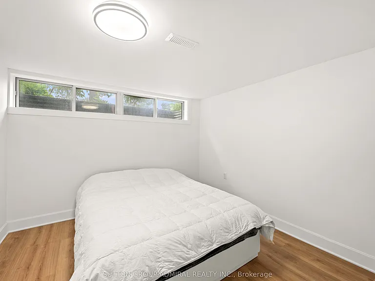 3 Hartland Rd — Photo 33