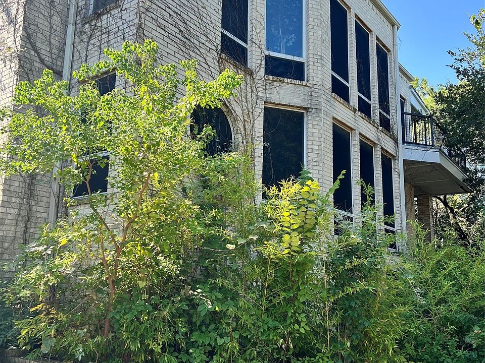 1st image of 226 Oak Hill Dr