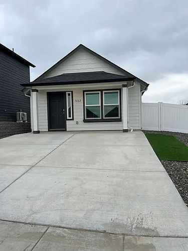 3662 S Penn Pl Photo 1