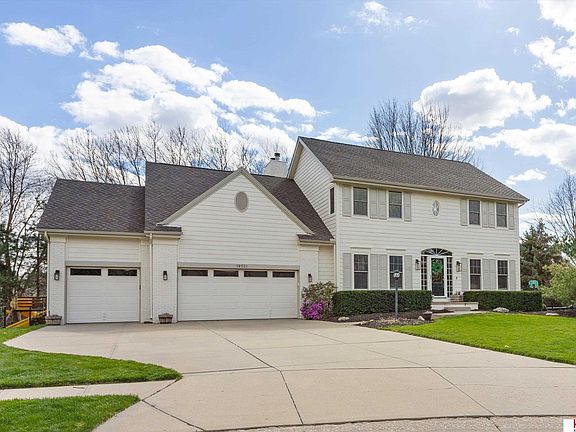 3rd image of 18521 Marinda Cir