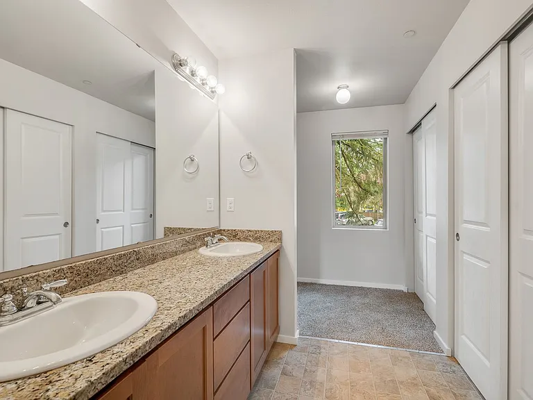 Pinnacle Townhomes — Photo 32
