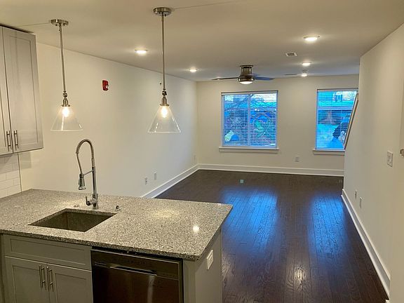 4th image of 1940 N 6th St Unit 3