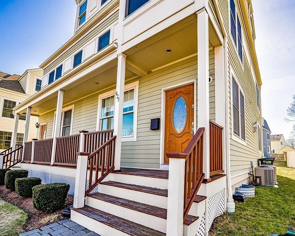 Building Photo - 429 Gallivan Blvd #429