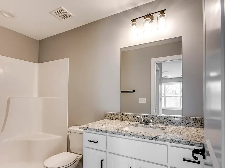 114 N Elm Grove Ave — Photo 38