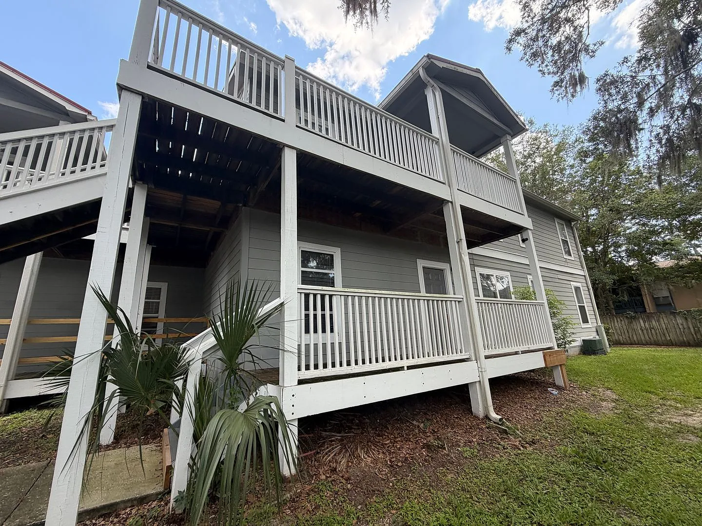 2 Bed and 2 bath close to UF — Photo 3