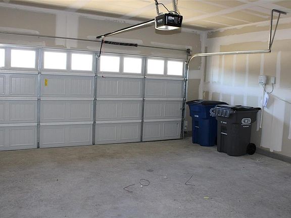3rd image of 2008 Burnwood St #2008