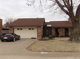 2706 Constitution Ave, Enid, OK 73703