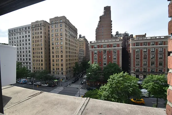 Rented by (Legacy) NY Quality Living Uptown | media 12