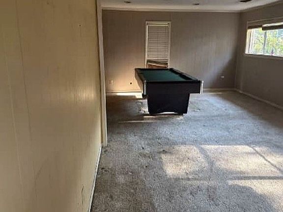 4th image of 701 N Owens St