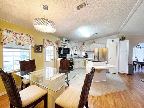 4th image of 25979 Flowerstone Ct #L-083