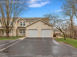 8045 Colonial Ln, Ypsilanti, MI