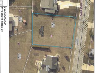 1179 Scott Ridge Dr, Adrian, MI 49221