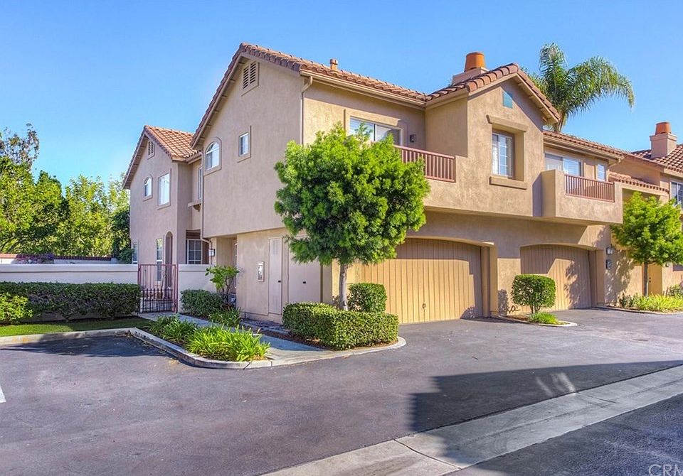 1st image of 12601 Doral
