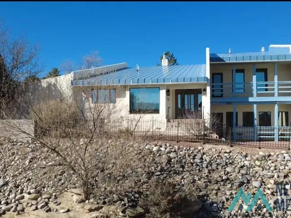 2001 Plateau Dr, Gallup, NM 87301