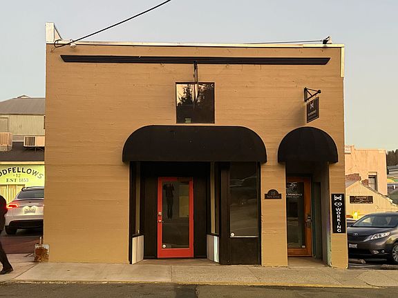 2nd image of 115 S Church St #1