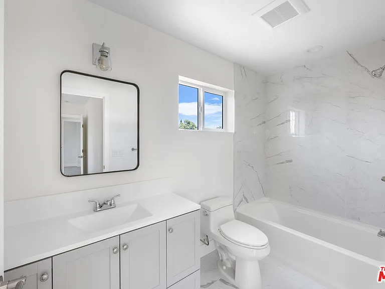 11140 Gaviota Ave — Photo 2