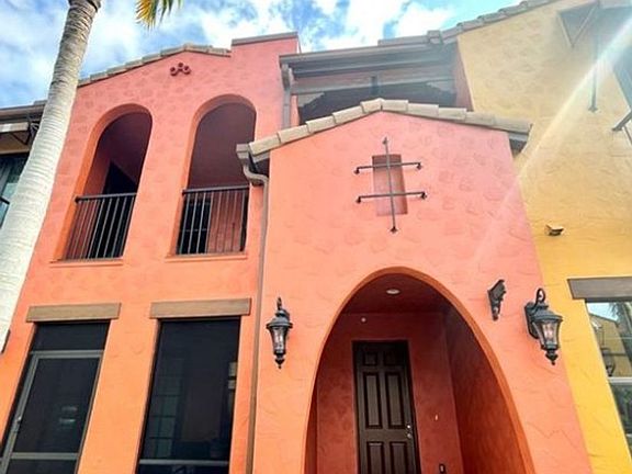 5th image of 9050 Capistrano St N Unit 4102