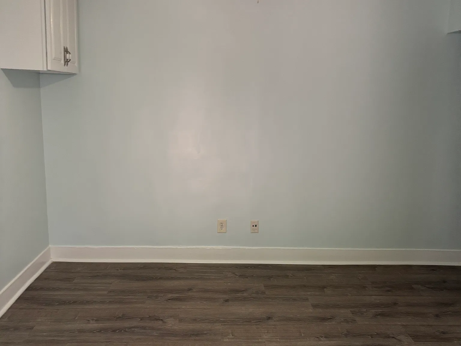 806 Thomas St — Photo 4