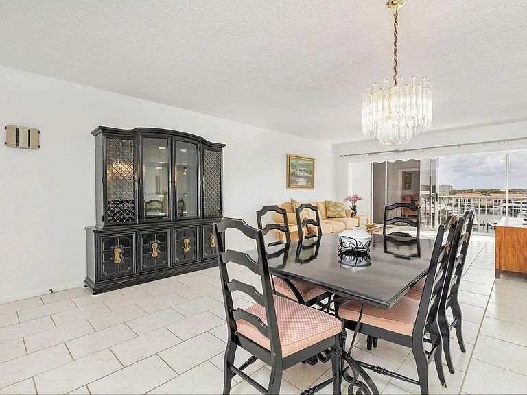907 Marina Dr #402 — Photo 21