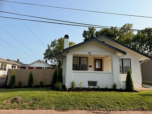 1408 Pratt St Photo 1
