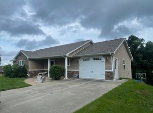 62 County Road 600a, Loose Creek, MO 65054