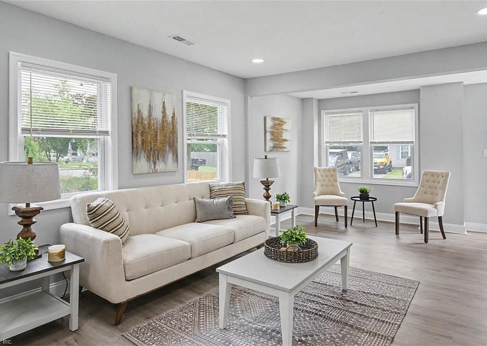1st image of 905 Butt St