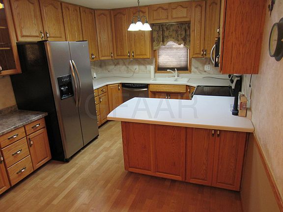 4th image of 2210 Westward Dr