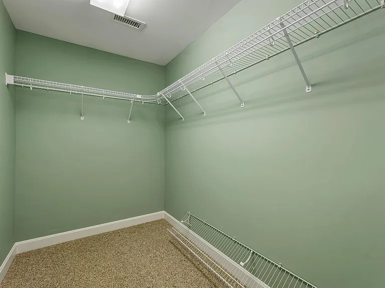 20 Emily Cir — Photo 18